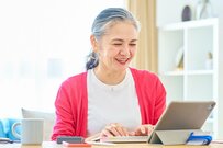 シニアの就業率は上昇傾向…いつまで働く？ 65歳以上世帯の平均給与・貯蓄額を確認