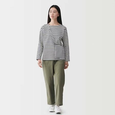 撥水　再生ポリエステル　ミニサコッシュ