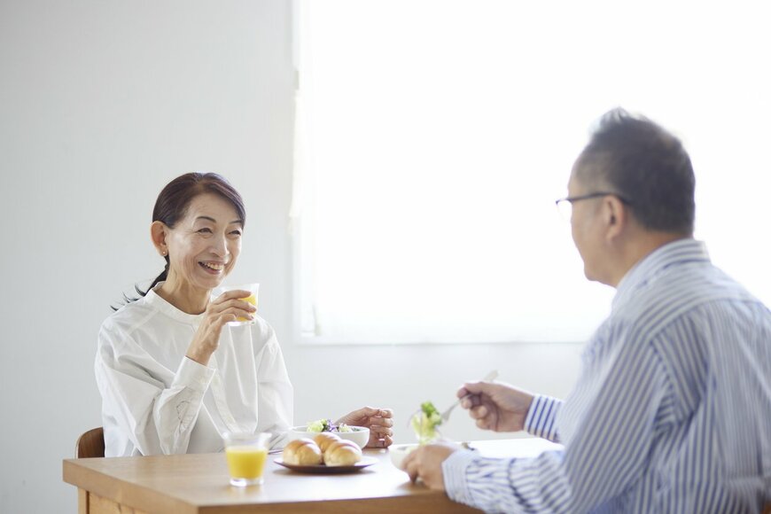 シニアの【社会保険料負担】年金月額15万円の人が支払う保険料は《月額・年額》いくら？