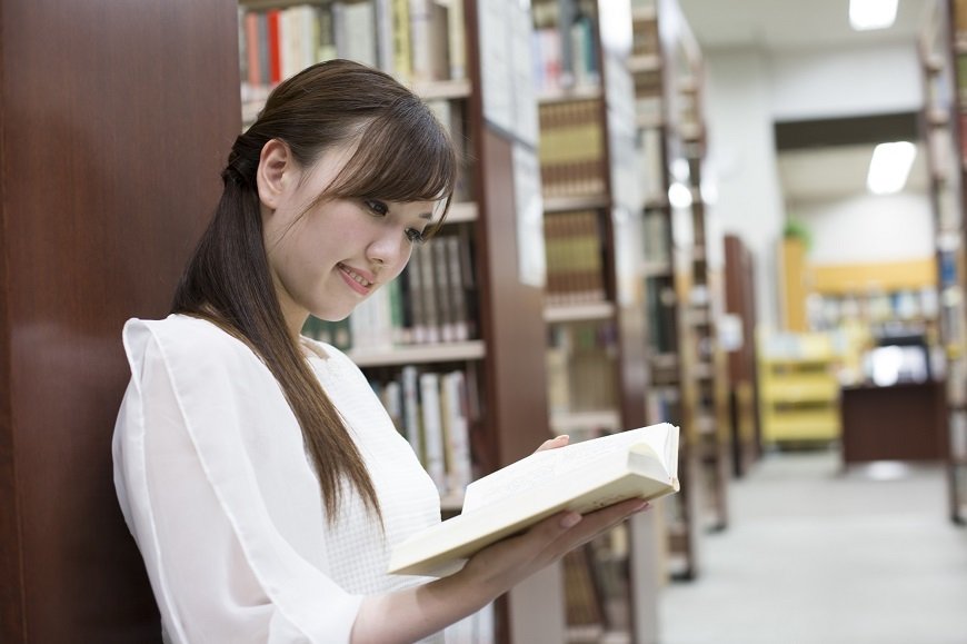 株主優待で本をお得に買える？ 書店の割引や図書カードをゲットしよう