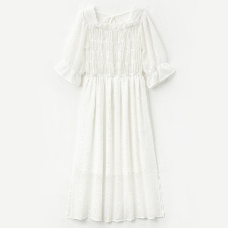 出所：しまむら　レディース　シャーリングワンピース（しまスタ）