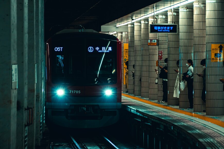 【2023年最新版】東京メトロ日比谷線の最混雑区間＆混雑率は？駅別乗降客数の前年比もチェック