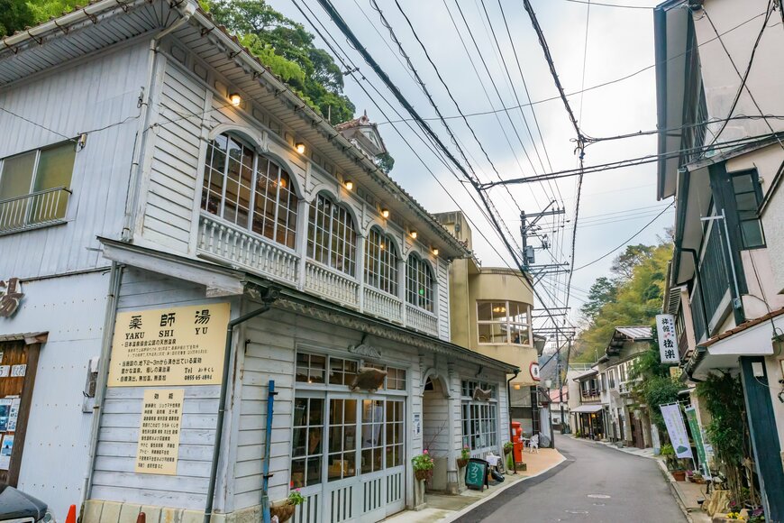 世界遺産の温泉・温泉津の薬師湯