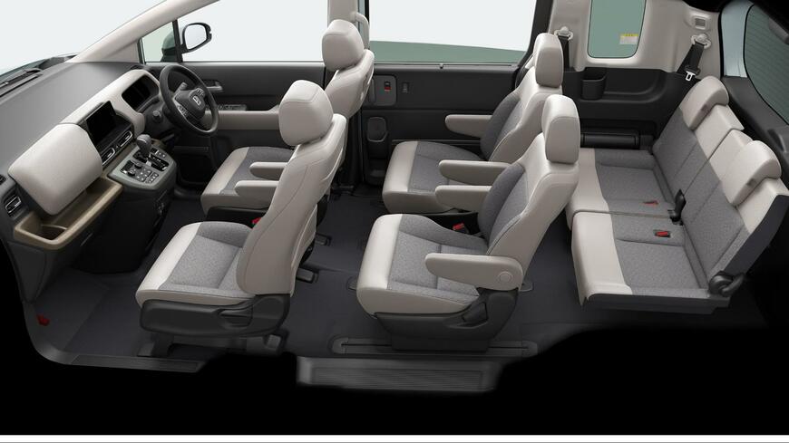 広々とした3列シートのミニバン