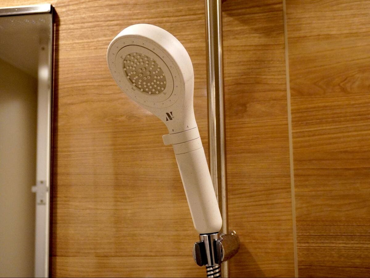 レビュー】美容ケアと節水を両立！Noendの高級シャワーヘッドをコスパ