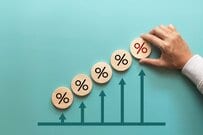 老齢基礎年金の受取口座で金利が上乗せされる「年金定期預金」とは。12月15日の年金から受取口座を移すなら届出は11月15日ごろまで