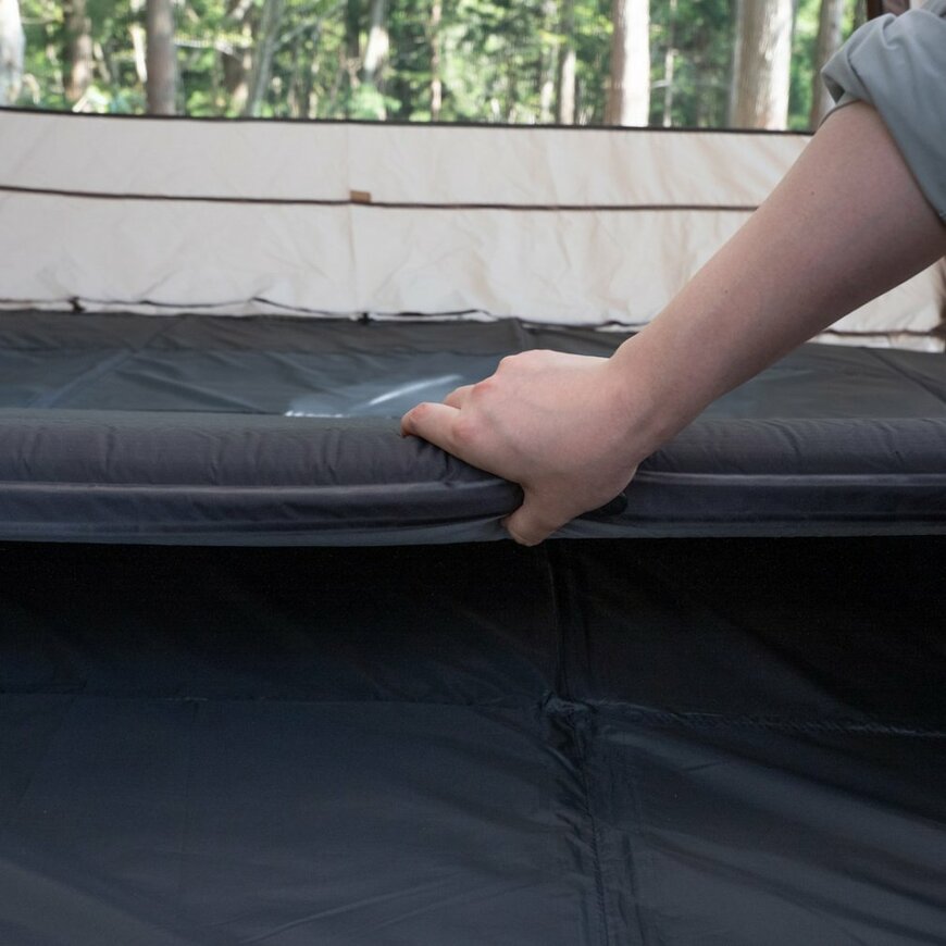 出所：アルペングループ公式オンラインストア　インフレータブルマット7