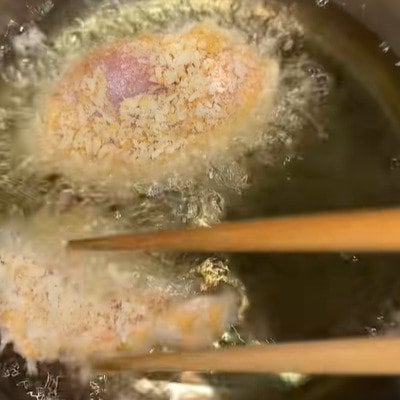 妻が夫に作る「カリ！ジュワ！」がたまらない【チキンカツ弁当】美味しそうなチキンカツと可愛い副菜を詰めたお弁当に「食べたい」の声