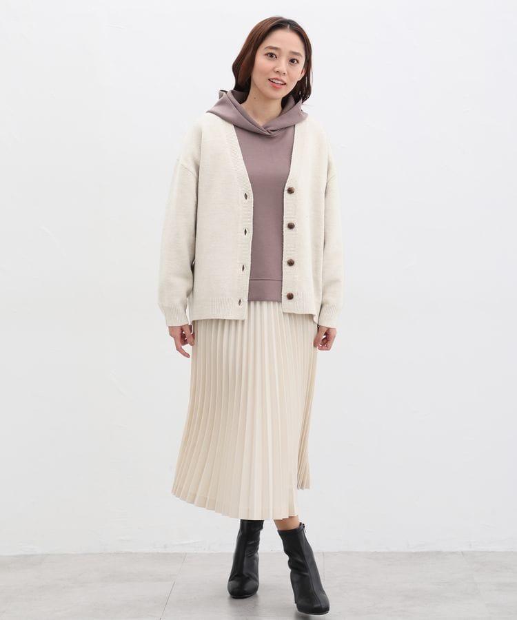 出所：ハニーズ公式通販 メランジVネックカーデ