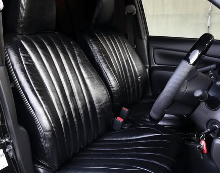 出所：箱バン屋（@car.hakovan）