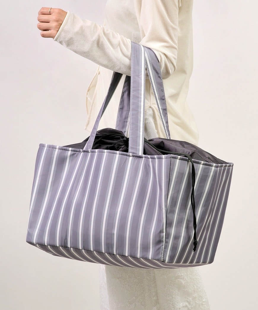 3COINS公式　買い物カゴバッグの画像