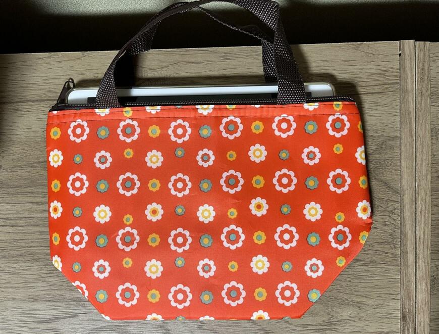 セリア、トート型ランチバッグ大 レトロ花柄商品画像