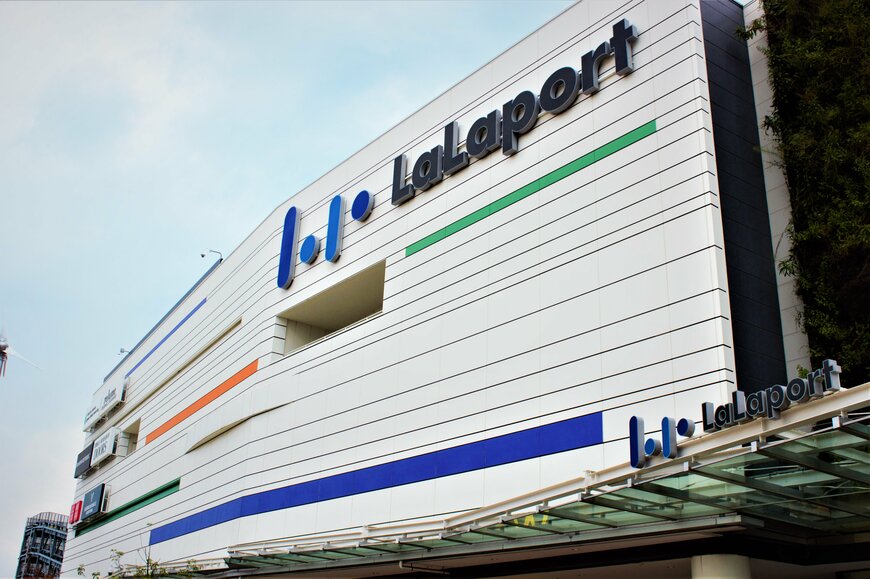 ららぽーと富士見の外観