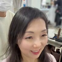 「娘の結婚式に出るので」長野から来た女性が“10年ぶりの前髪”で変身！「品がある」「可愛い」の声