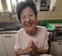 【84歳おばあちゃん】チートデイの迫力ある「朝ご飯」に反響！白米と丼ものを同時に食べる姿が98万回再生