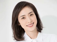 天海祐希、杉咲花との“母娘”2ショットに「お母さんの顔になってる」「2人の絆がとても素敵」感激の声