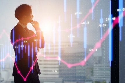 【NTT（9432）の株価】2月13日の「終値は154.6円」ここ1年の値動きチャート《株主優待も確認》