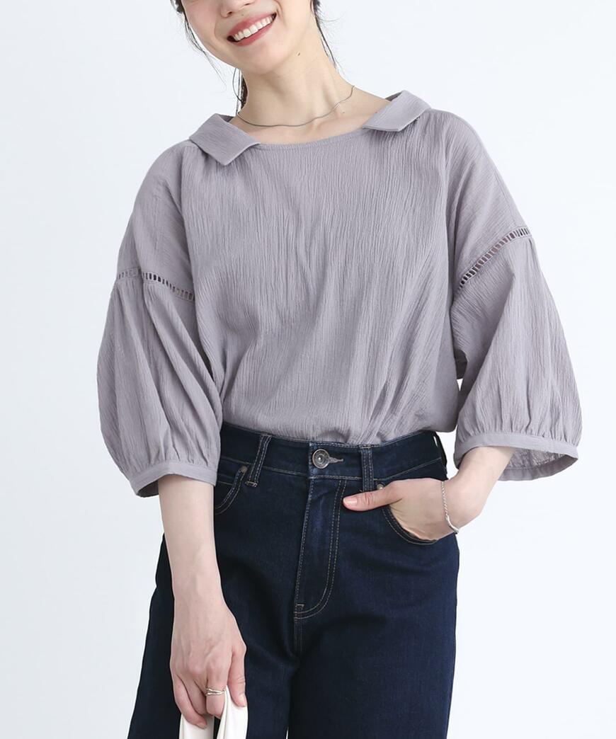 出所：オシャレウォーカー公式　『n'OrLABELプチ襟楊柳ブラウス』