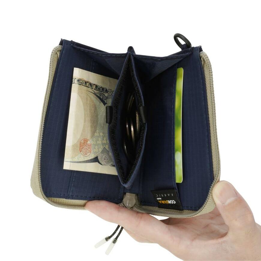 出所：ワークマン公式オンラインストア 2wayウォレット