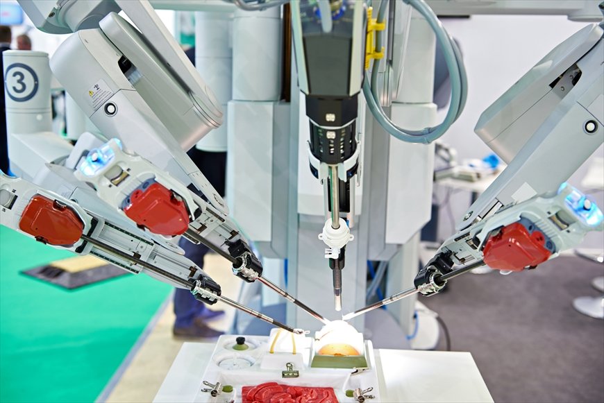 トップ製品はすでに数十万件の手術実績「手術支援ロボット」