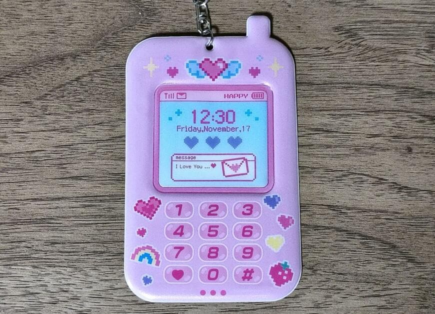 セリア、平成メモリーパスケース ガラケーの画像