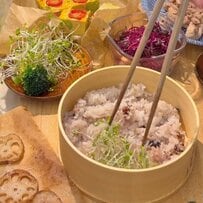 母が作る【高校生の娘の最後のお弁当】3年間続いた最後のお弁当はオシャレすぎる「のっけ弁」で！彩りが良くて美しいラスト弁当が話題