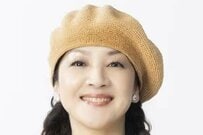 荒木由美子 玄関先の“満開の春”を披露！ピンク色のアセビに「可愛いお花」「素敵ですね」「金魚草に似てる」の声