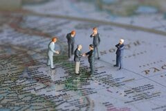日本人の優位性が消えていく理由〜親日国ベトナムでも薄れる関心