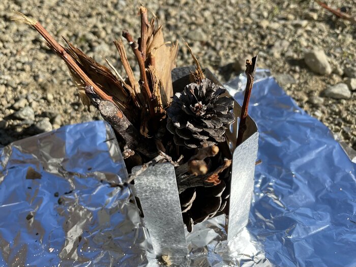 実際に薪を入れて燃やしてみた!