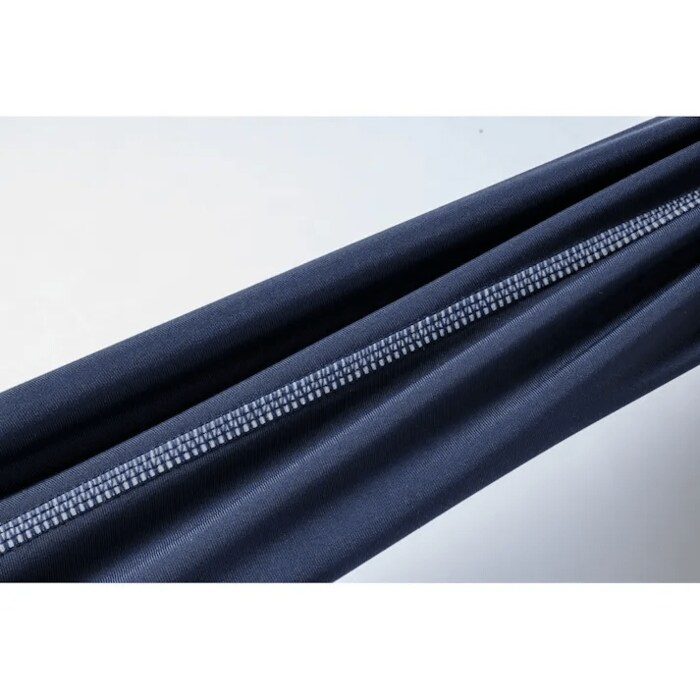 どのタイプも2WAYストレッチなので快適です