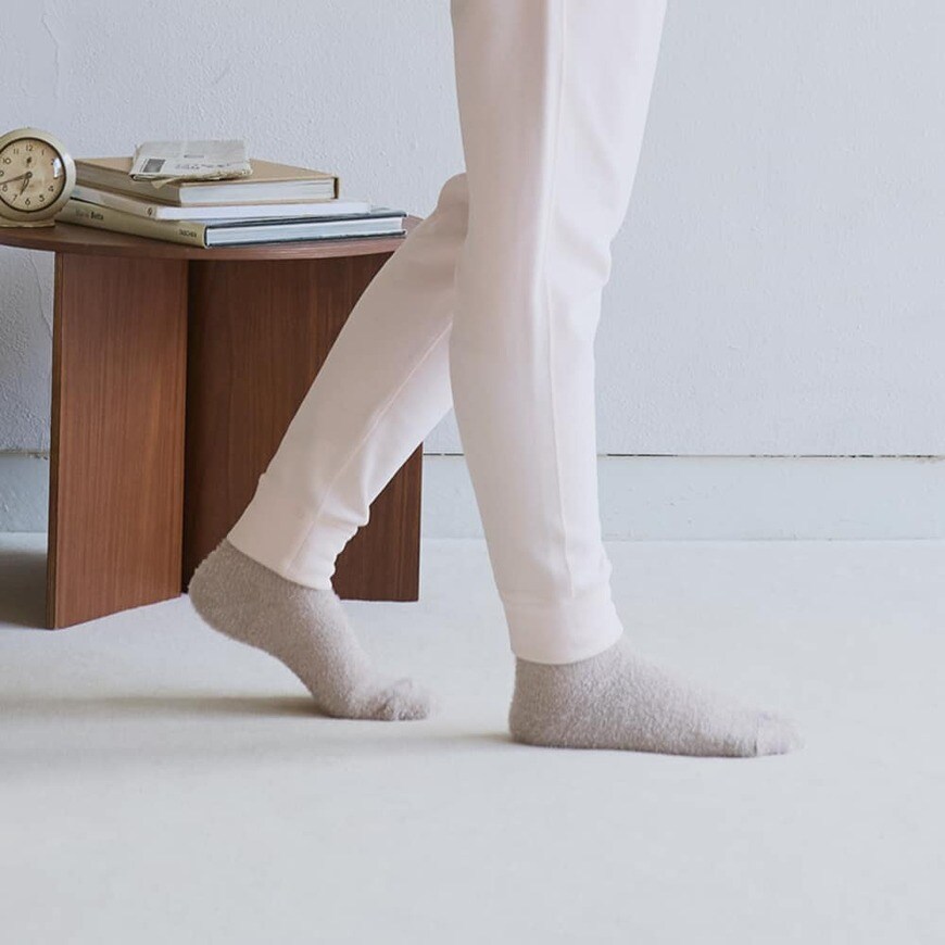 出所：ワークマン公式　レディースメディヒール(R)休足ケアルームソックス