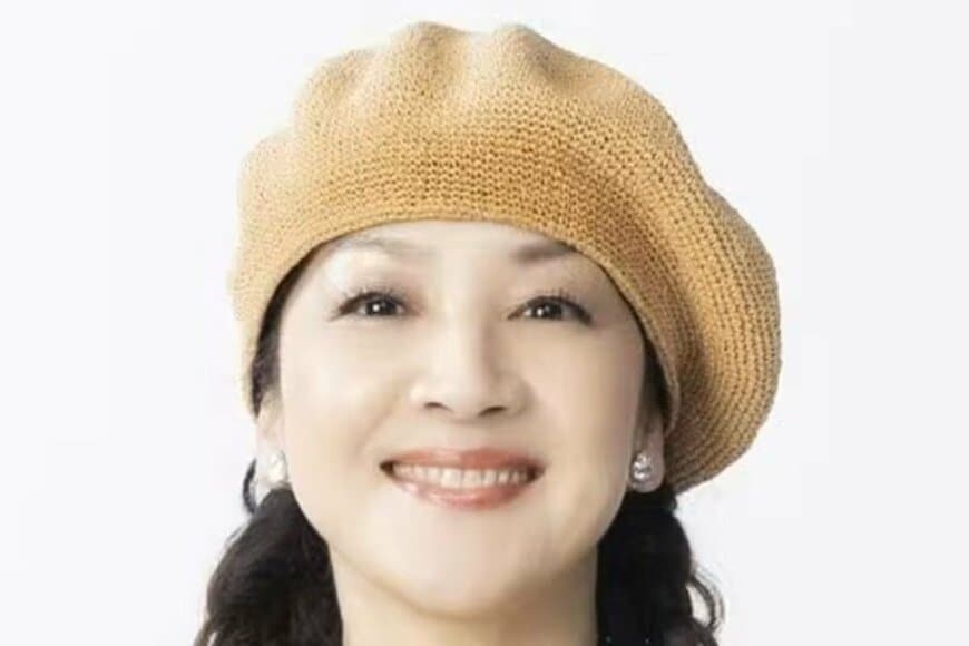 荒木由美子 玄関先の“満開の春”を披露！ピンク色のアセビに「可愛いお花」「素敵ですね」「金魚草に似てる」の声