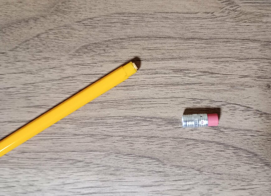 出所：筆者撮影（キャンドゥ、六角軸ロケット鉛筆（2B）3P）