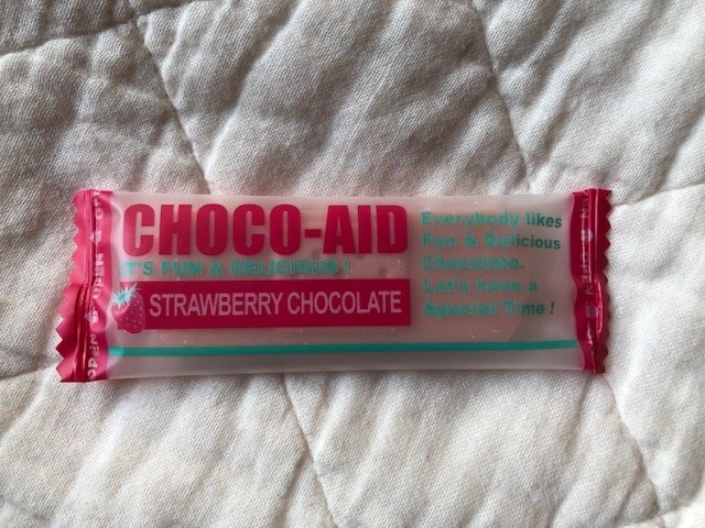 カルディ「チョコエイド　ミックスティン」パッケージも可愛い　（筆者撮影）