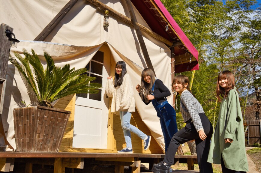 GLAMPINGのテント（出所：ウッドデザインパーク株式会社）