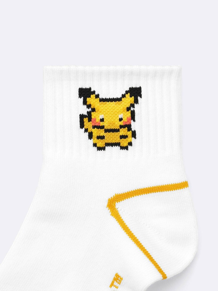 GU公式 ソックス Pokemon