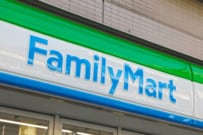 「1個10円ならタダみたいなもの」ファミマのブラック“フライ”デーに反響「食べ過ぎ注意なやつ」