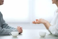 野原ひろしは「年収600万円」みさえが働きはじめたら「老後の夫婦の年金」は月いくら？専業主婦・パート・会社員で試算。10月から106万円の壁は撤廃
