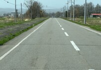 北海道旅行で帯広市の近郊をドライブ中　道路にあったまさかの落とし物に驚きの声が続出