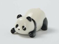 【昭和レトロ探訪】ナチュラルキッチンで発見！「110円パンダの箸置き」が昭和の公園のパンダ遊具みたい。シルバニアと並べたい