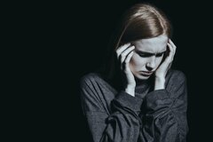 「感情労働」があなたの心にストレスを溜めていく