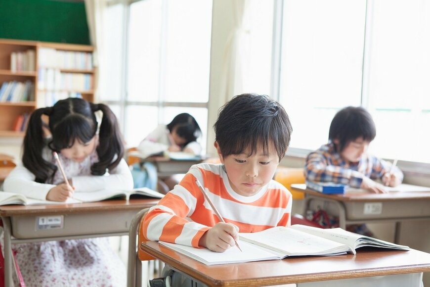 クラス替えはなぜあるの？ 子供の不安をやわらげる3つのコツ