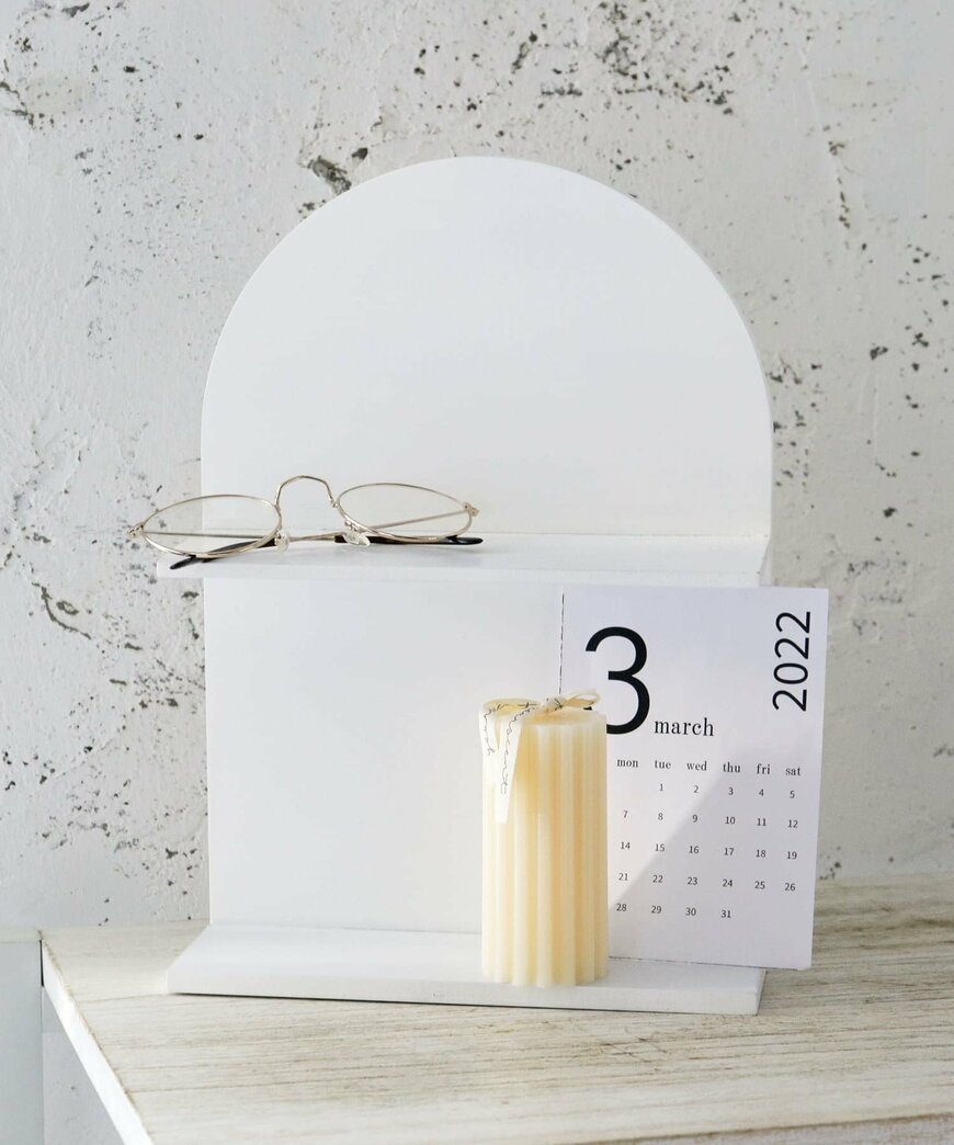 出所：3COINS　【WHITE ROOM】ディスプレイラック