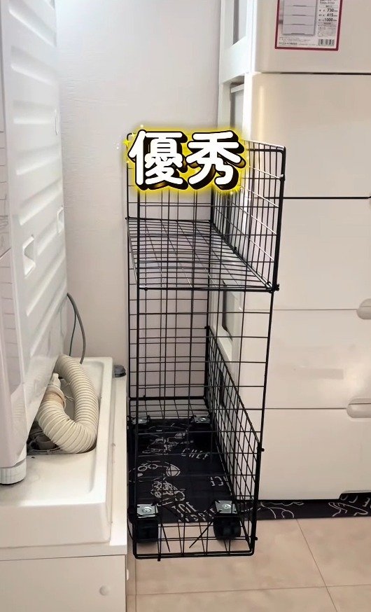 洗濯機横の狭いスペースにもぴったり