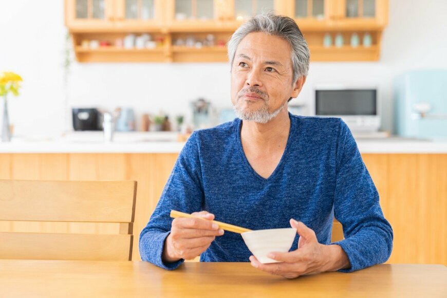 次の年金支給日は10月13日（金）「おひとりさま男性」厚生年金と国民年金はいくら？