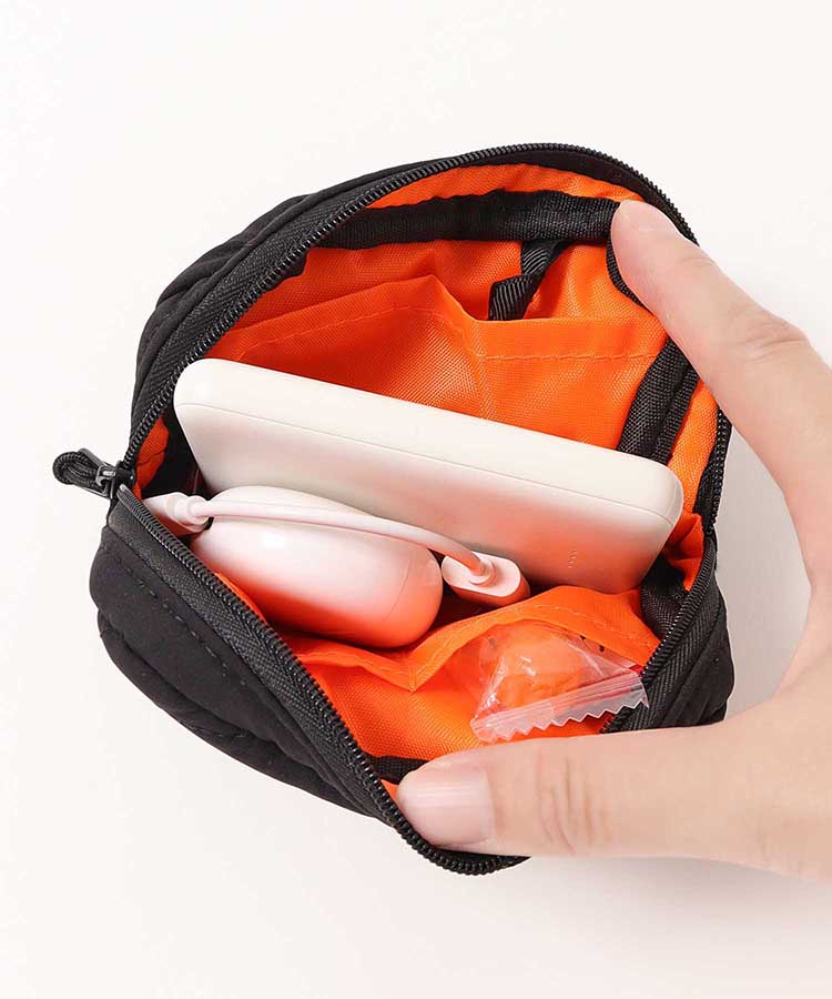 ブルーブルーエ公式　KiUパデッドポーチMの画像