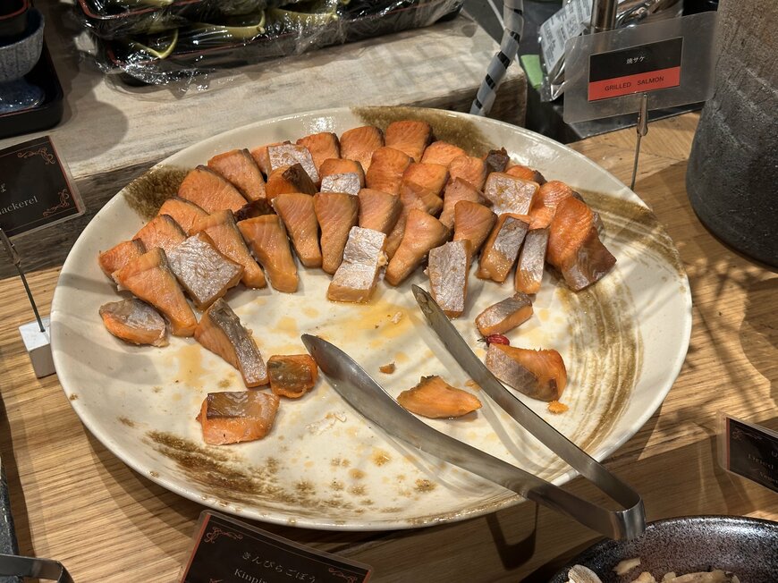 一口サイズの焼き鮭