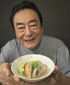 「パーフェクトな朝ごはん」高橋英樹 初夏の朝食が反響「水ナスサラダ」と「翡翠ナス」に「野菜たくさん」 「美味しそう」の声