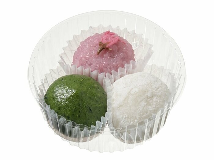セブン-イレブンの新商品：春の三色こもち（桜もち・餡もち・草もち）