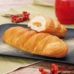 ローソンストア100の新商品：きなこクリームフランスパン